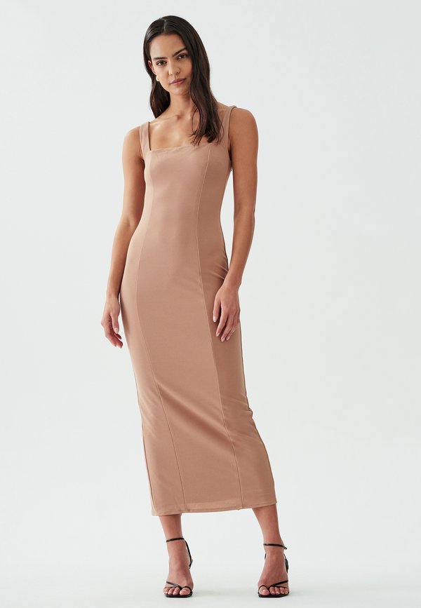 JANIE   - Etuikleid - mocha