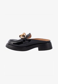 Ei valittu, black