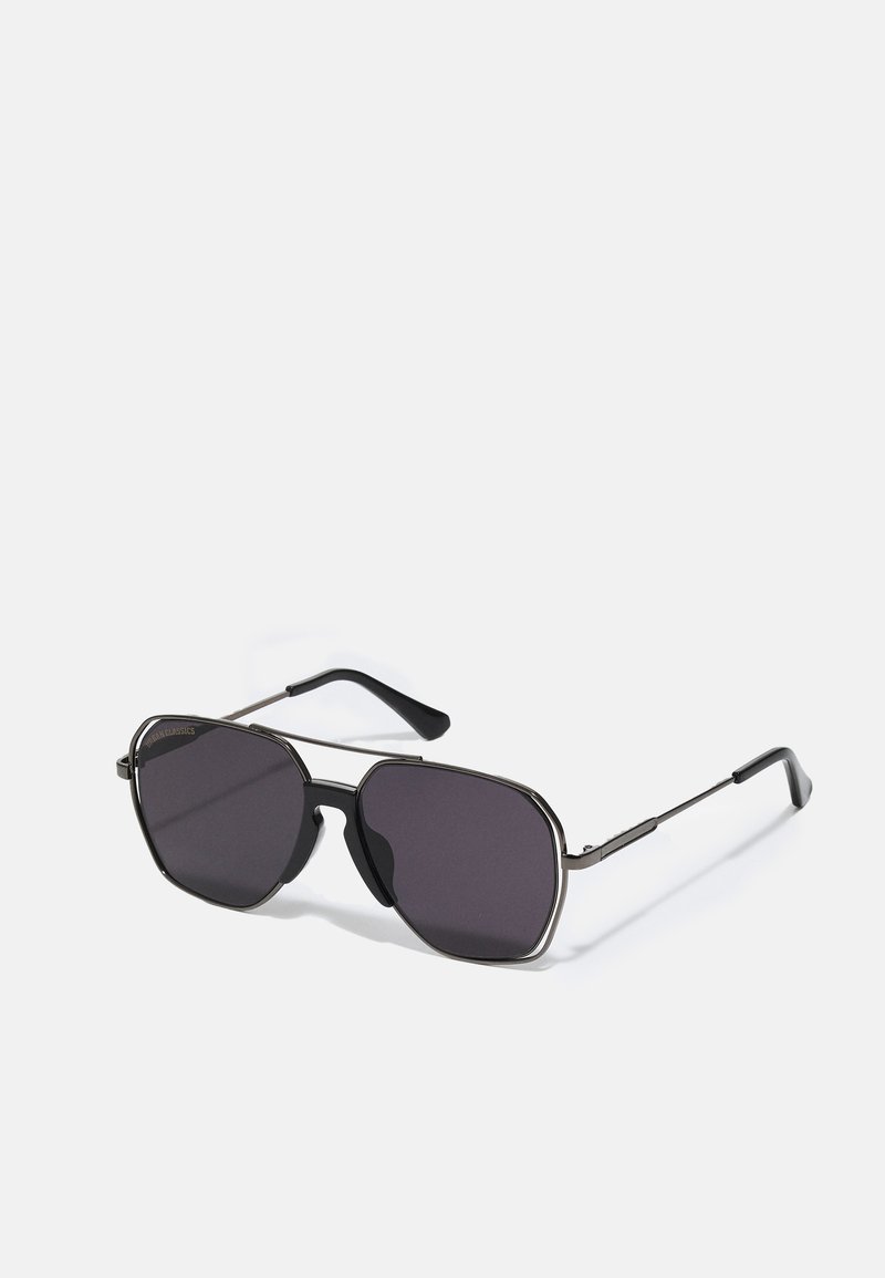 Urban Classics KARPHATOS WITH CHAIN - Sluneční brýle - gunmetal/black