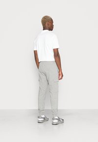 Jack & Jones JPSTGORDON JJSHARK   - Pantalones deportivos - light grey melange