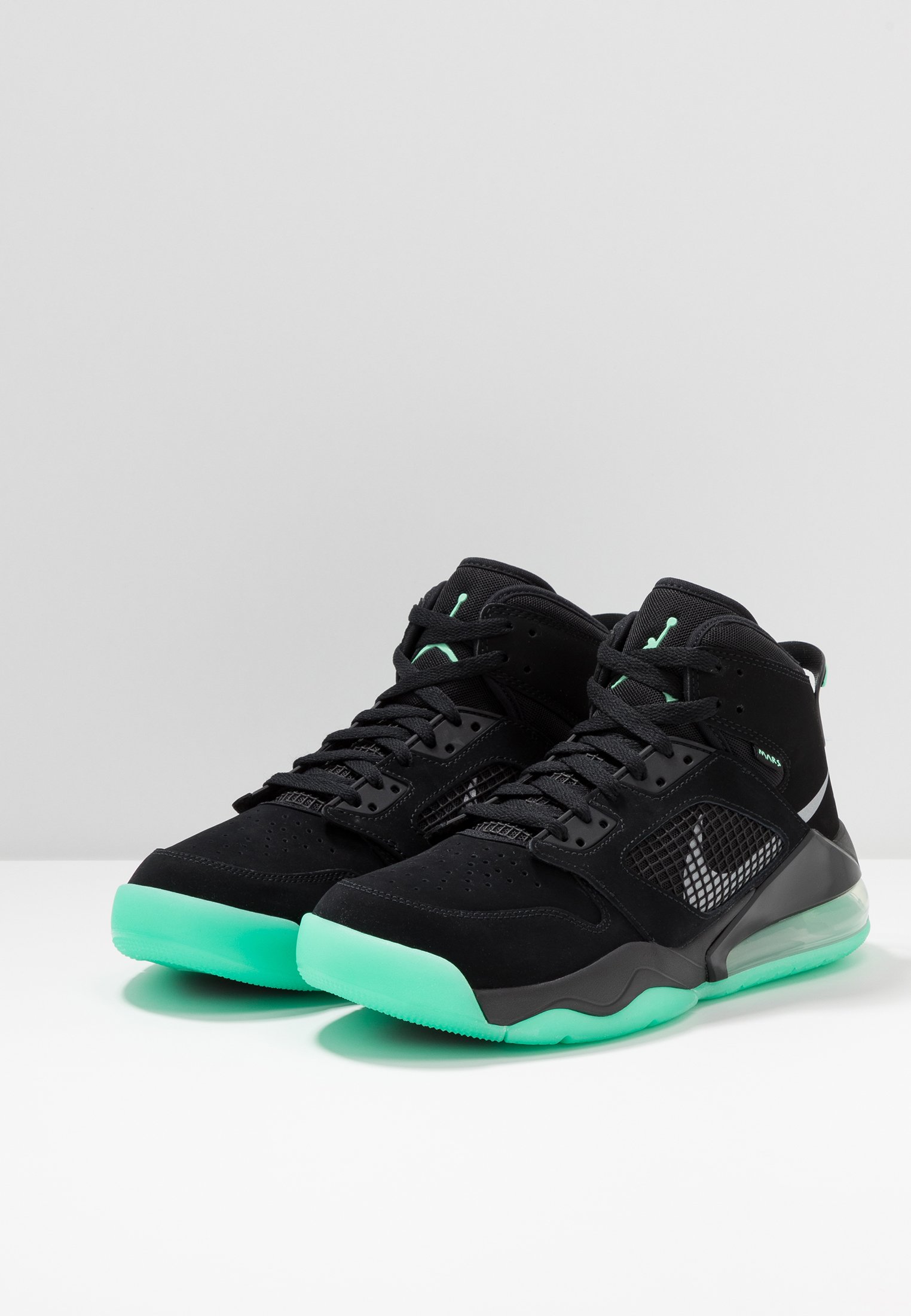 zalando jordan mars 270