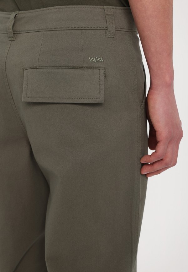 DARWIN UTILITY - Trousers - dusty olive2