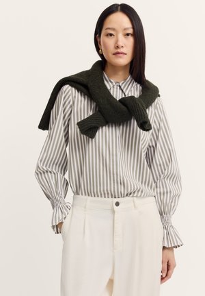 MIT SMOK CUFF - Hemdbluse - moos