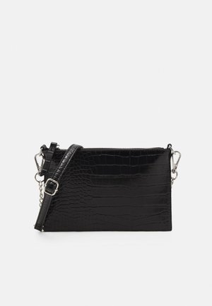 Clutch - black