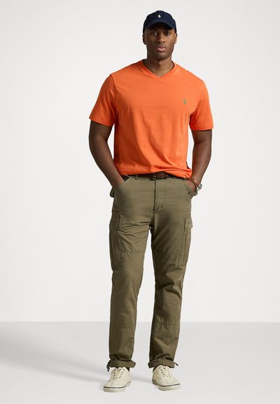 Polo Ralph Lauren Big & Tall JERSEY V-NECK T-SHIRT - Navadna majica - kona orange