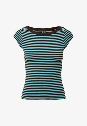 Cămașă ajustată cu mâneci scurte, cu dungi orizontale negre și bleu închis și decolteu rotunjit.