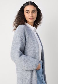 Lindex CARDIGAN ULLA - Strickjacke - light blue