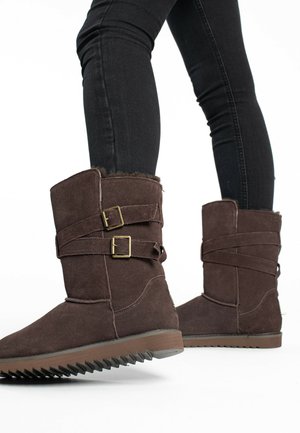 Winter boots - brown