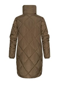 Manteau matelassé vert olive avec un col haut, des manches longues et un motif en losanges. Le tissu semble lisse et sans ornements.