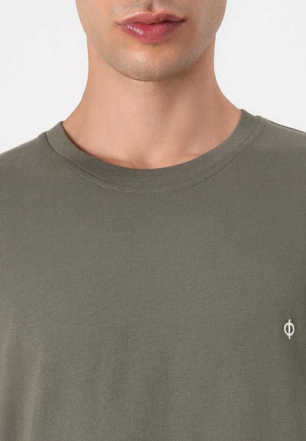 Basic T-shirt - dusty olive2