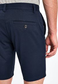 Next SKINNY FIT STRETCH CHINO - Kratke hlače - blue