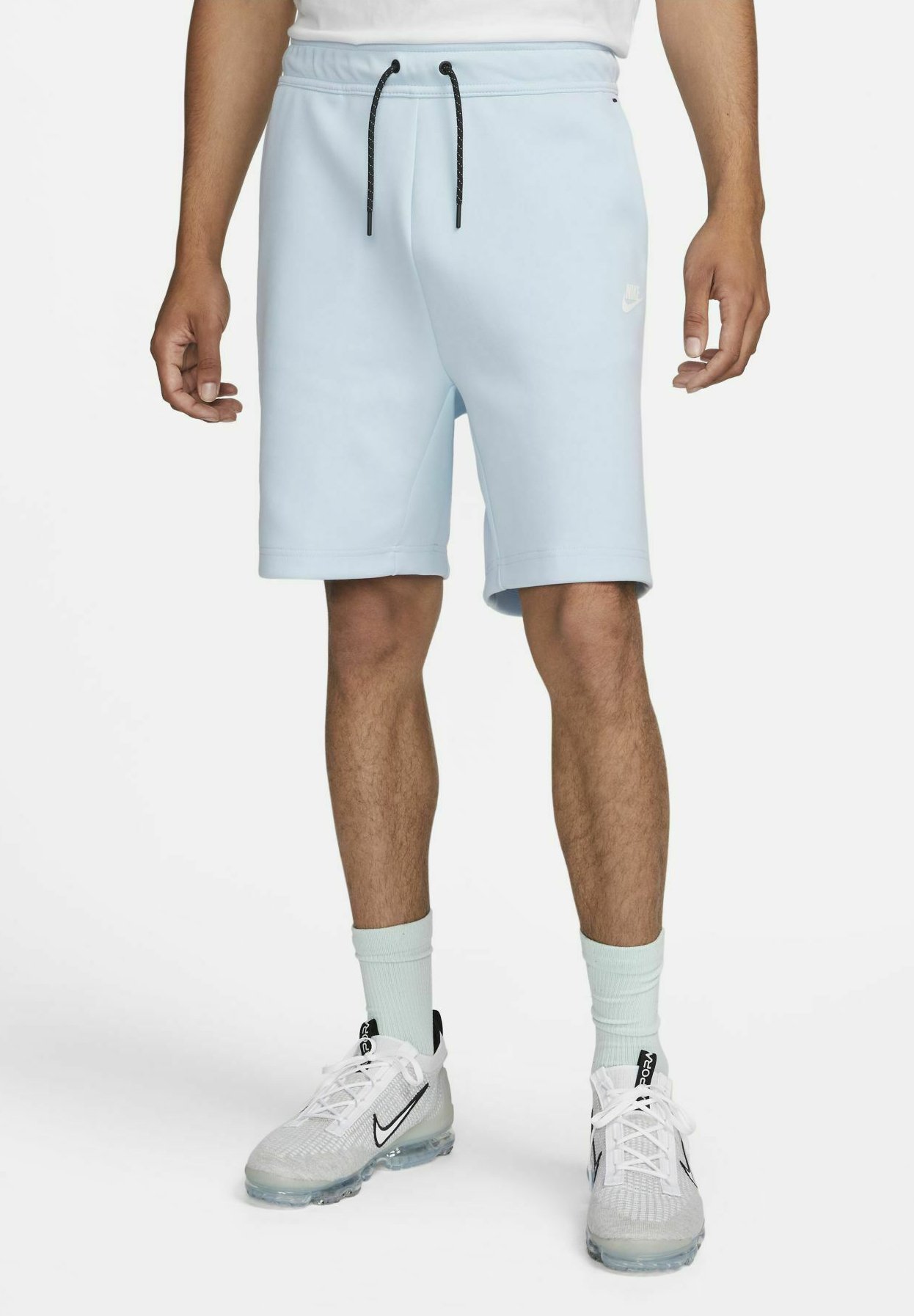 nike tech fleece short