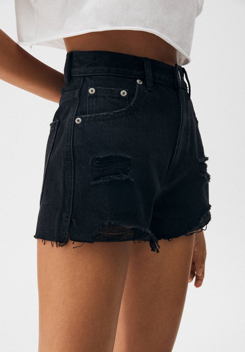 Jean Pull&bear, taille 38 (Neuf (Voir description)) à Lausanne pour CHF