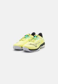 Mizuno WAVE EXCEED LIGHT 2 - Pantofi de tenis pe zgură - sunny lime/black/atlantis