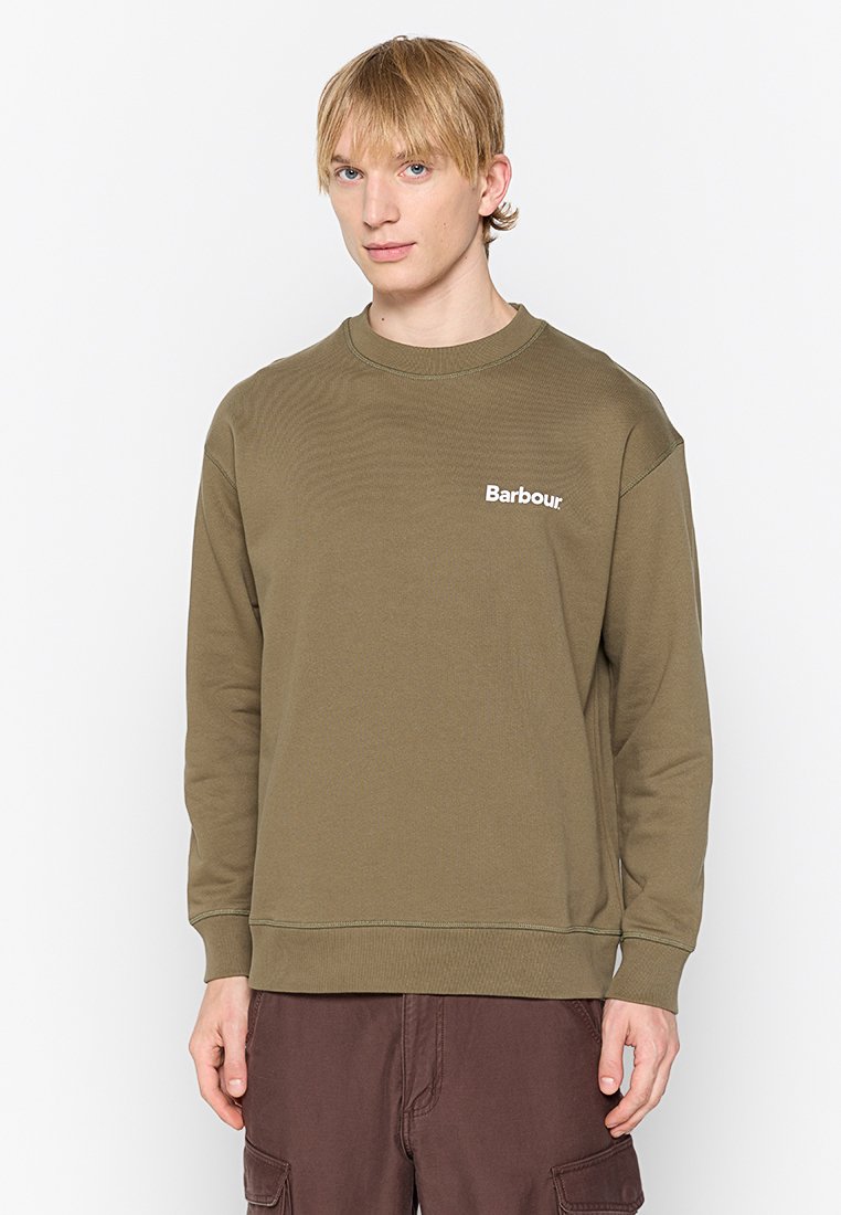 Felpa verde oliva in cotone con collo a giro. Presenta polsini e orlo a costine. Caratterizzata dal logo bianco "Barbour" sul petto.