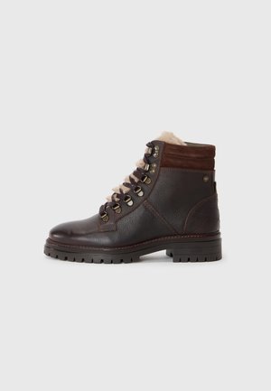 BAMBURGH - Winter boots - brown