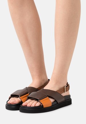 LAVA - Sandály - brown