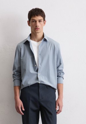 SHAPED MIT FÄRBTEM STREIFENMUSTER - Shirt - multi meltwater