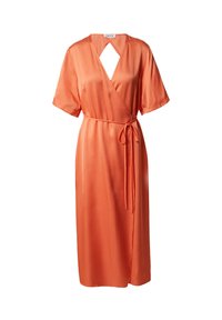 Oranje satijnen wikkeljurk met een diepe V-hals, korte mouwen en een strik taille. Heeft een uitsnijdetail bij de halslijn en een midi-lengte.