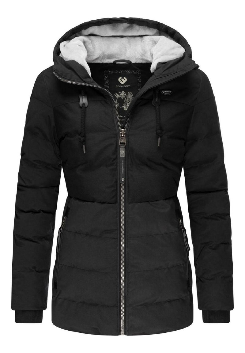 Giacca nera con cappuccio e zip frontale, caratterizzata da sezioni imbottite, polsini elastici e due tasche laterali, foderata con un materiale morbido.