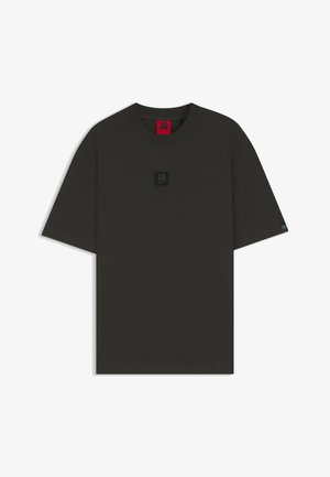 Dark green short-sleeve t-shirt made of cotton, featuring a square black logo patch on the chest and a red tag inside the neckline.