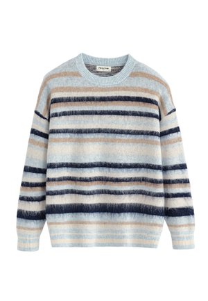 Pull en maille douce avec des rayures horizontales beige, marine, bleu clair et blanc, avec un col rond et des poignets et un ourlet côtelés.