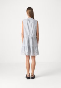 GAP TIERED - Skjortekjole - blue stripe