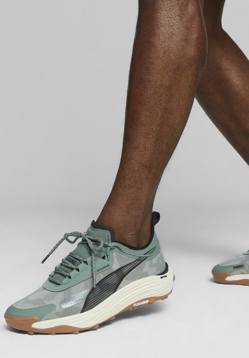 Puma VOYAGE NITRO 3 Scarpe da trail running eucalyptusalpine snow