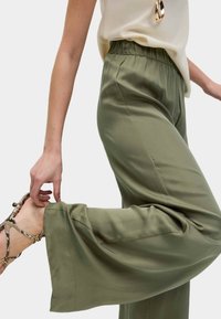 Marks & Spencer WIDE LEG PALAZZO - Kalhoty - khaki