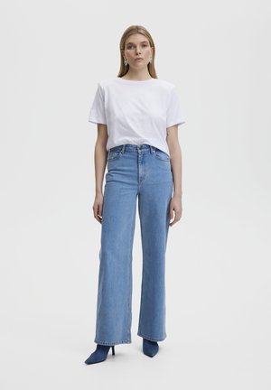 AURAGZ HW WIDE NOOS - Flared Jeans - mid blue washed