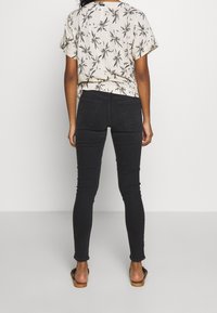 Topshop Vaqueros pitillo - black denim
