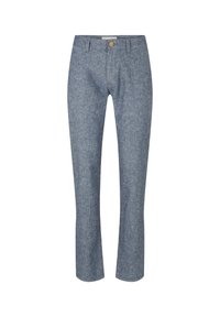 Męskie, dopasowane spodnie w jasnoniebieskim kolorze o strukturze, z paskiem i drewnianym zapięciem, przedstawione na białym tle.