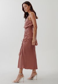 CHANCERY WISTERIA - Dnevna obleka - dusty rose