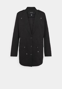 Svart kavajjacka med en strukturerad design, med silverfärgad knappdetalj och två framfickor. Tillverkad av ett mjukt tyg med en slät textur.