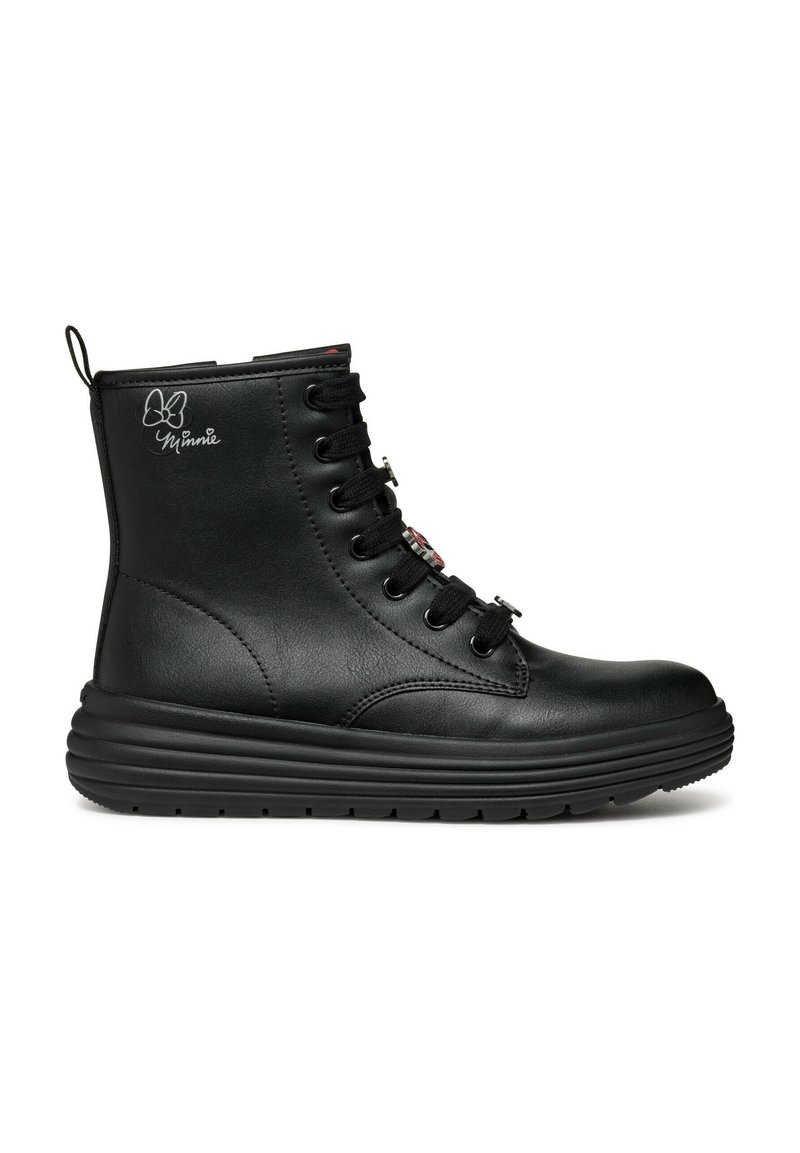 Schwarze synthetische Leder-Ankle-Boots mit sechs Ösen und einem gepolsterten Kragen. Verfügt über eine Gummisohle und eine kleine Schlaufe für einfaches Anziehen.