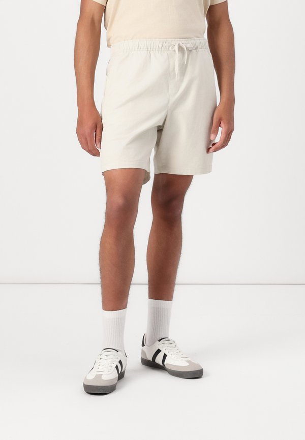 EASY  - Shorts - sandstone