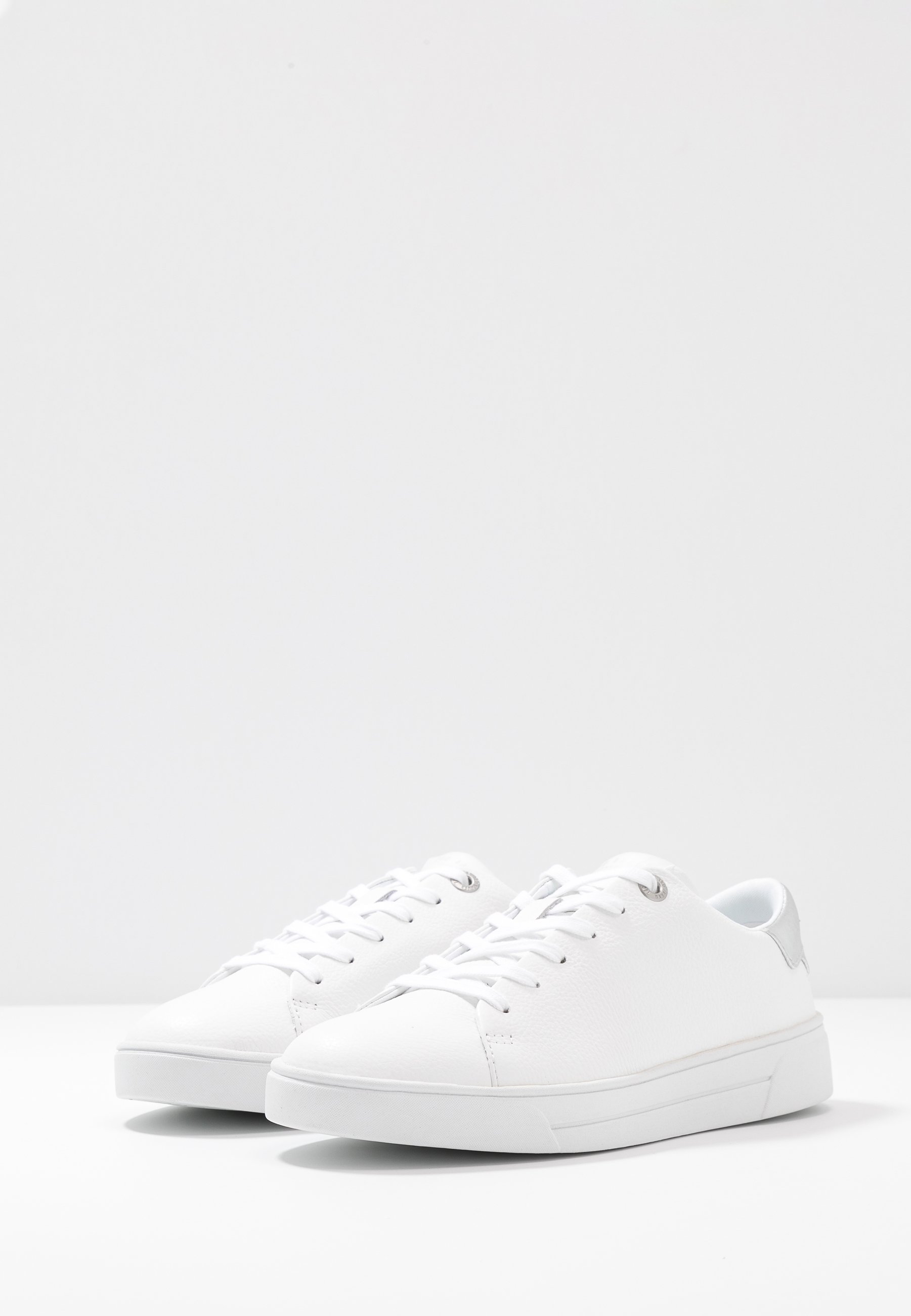 Ted Baker CLEARI Joggesko white Zalando.no Ted Baker CLEARI Joggesko light pink Zalando.no