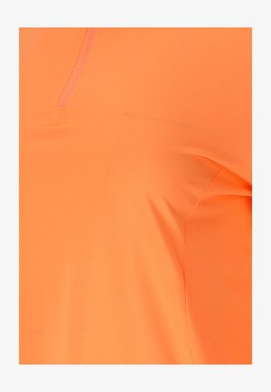 Kurzärmliges Sportoberteil in leuchtendem Orange, mit einem viertellangen Reißverschluss an der Vorderseite, strukturiertem Stoff und glatten Nähten.
