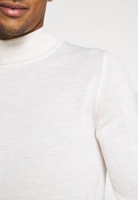 Matinique PARCUSMAN - Camisola - off-white