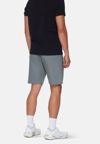Mammut MASSONE - Korte broeken - strata
