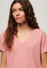Superdry & Co EMBROIDERED V NECK  - T-shirt basic - dusty rose