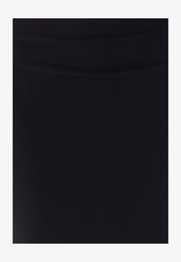 Unselected, black