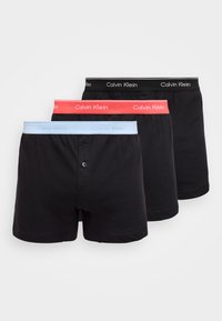 Nem kiválasztott, black/punch pink