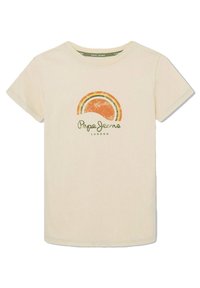 Béžové bavlněné tričko s krátkým rukávem, se grafikou západu slunce v oranžové a zelené barvě a logem "Pepe Jeans London" pod ní.