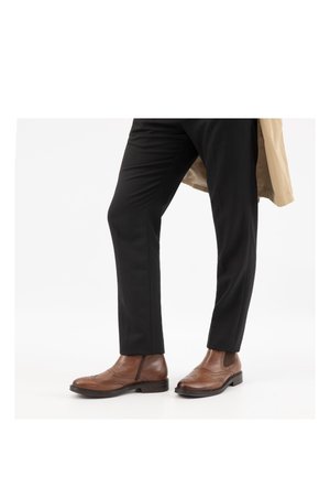 Wojas BOTKI MĘSKIE WOJAS - Stiefelette - brown