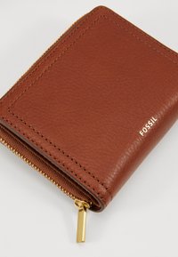 Fossil LOGAN - Portefeuille - brown