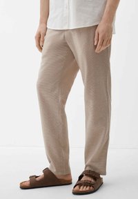 s.Oliver REGULAR - Broek - sandstein