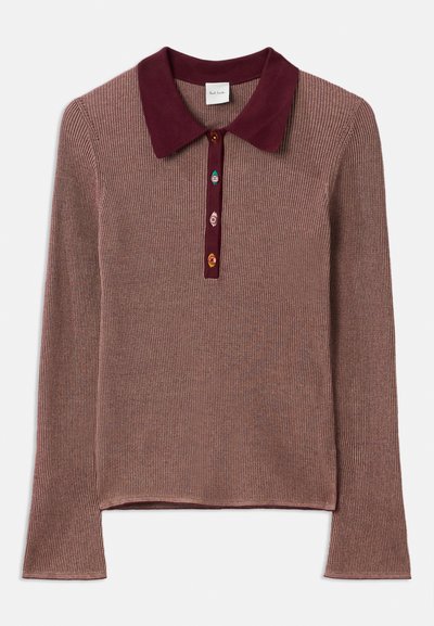 Long-sleeve ribbed top in mauve with a maroon polo collar. Three multicolored buttons at the neck add contrast and detail.
