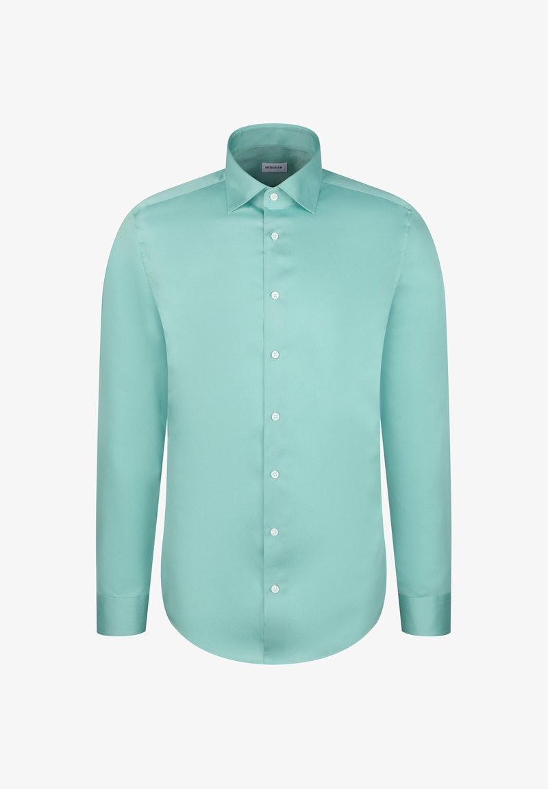 Chemise habillée à manches longues couleur turquoise clair avec boutons blancs et col classique, présentée de face sur un fond blanc.