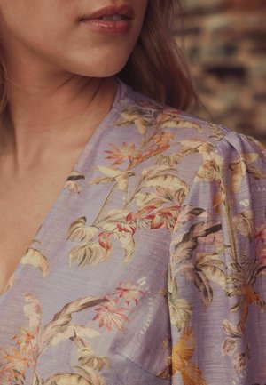 B by Ted Baker, Pluus - lilac palm